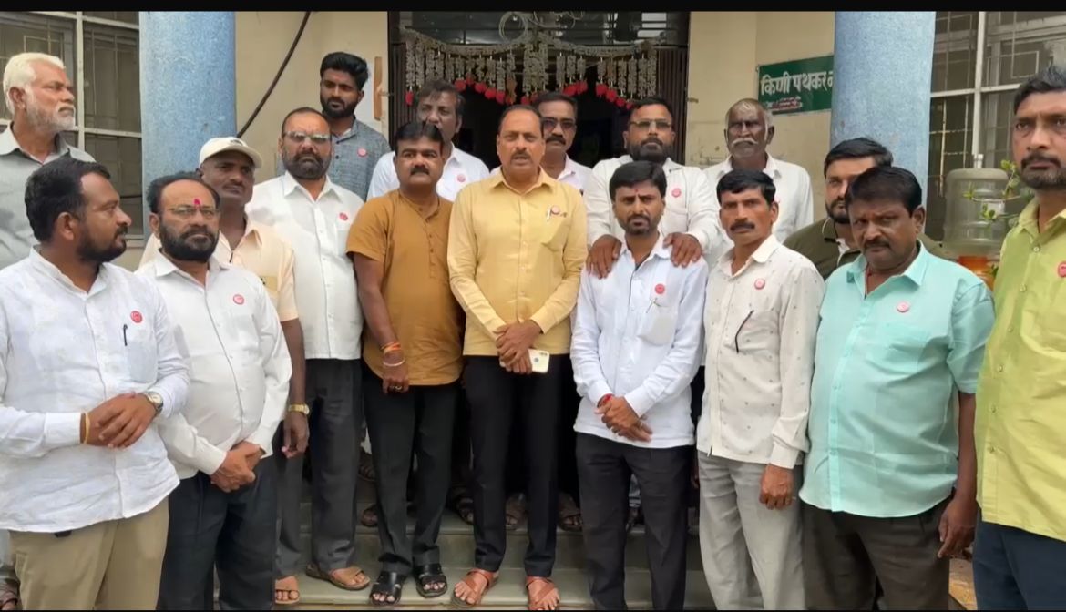 Self-respecting attackers at Kini toll booth